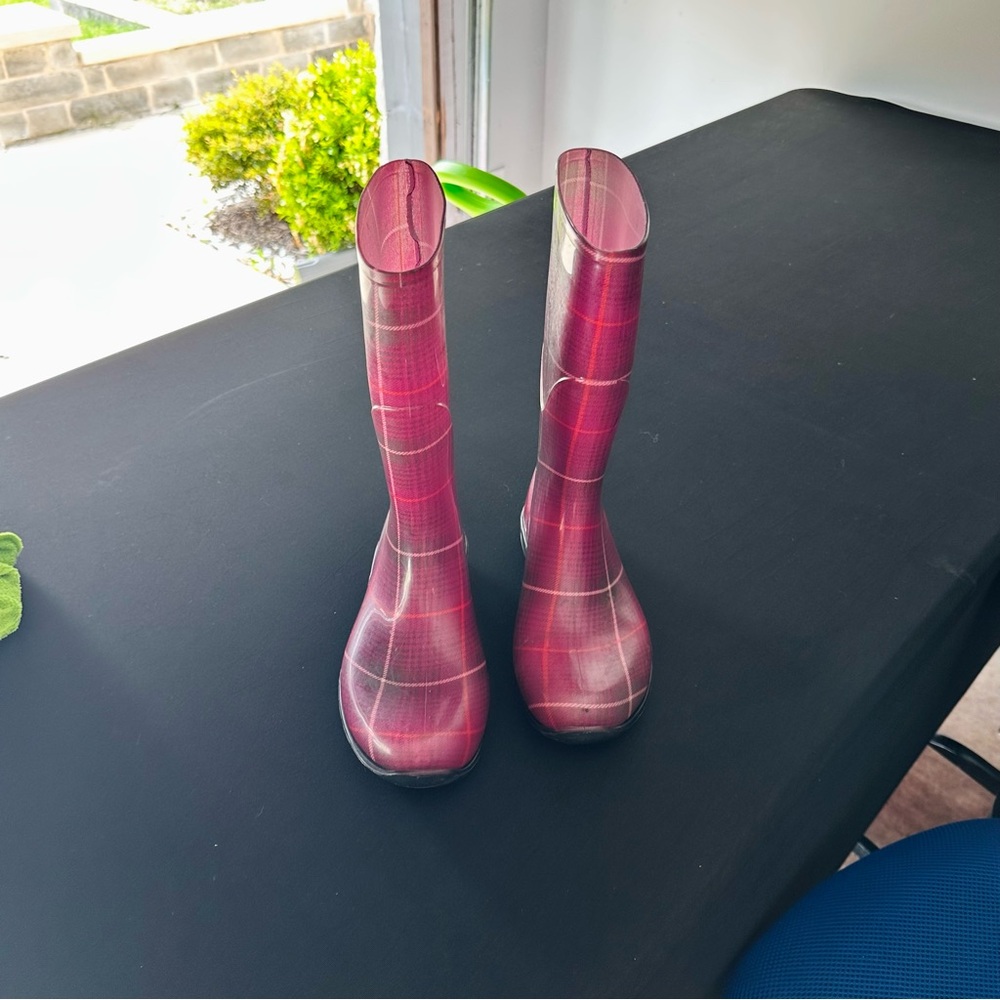 Women’s Pink Plaid Rain Boots | Size 6 | All-Weather Waterproof